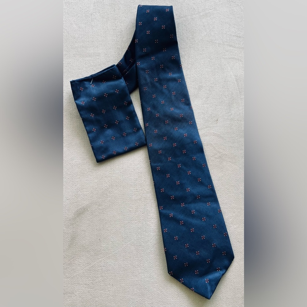 Henri Christian Tie & Pocket Handkerchief